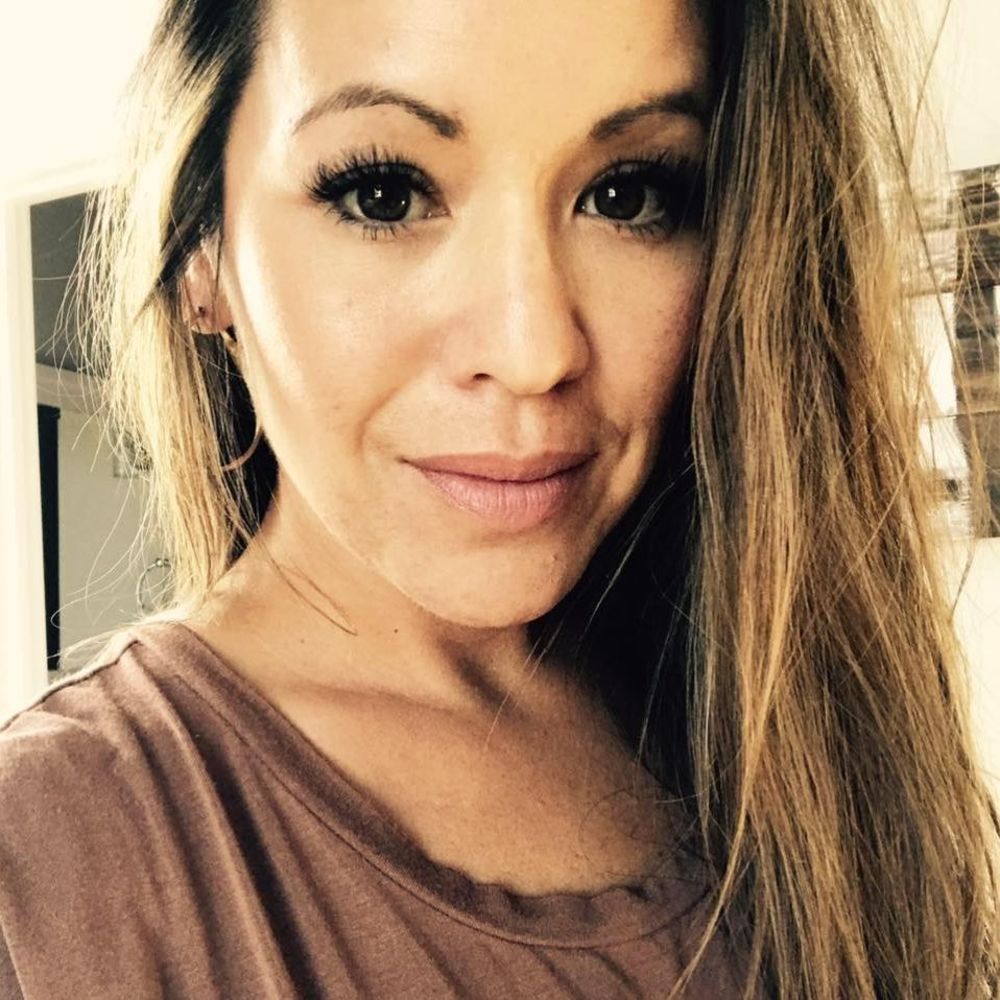 Meet your Posher, Eiko